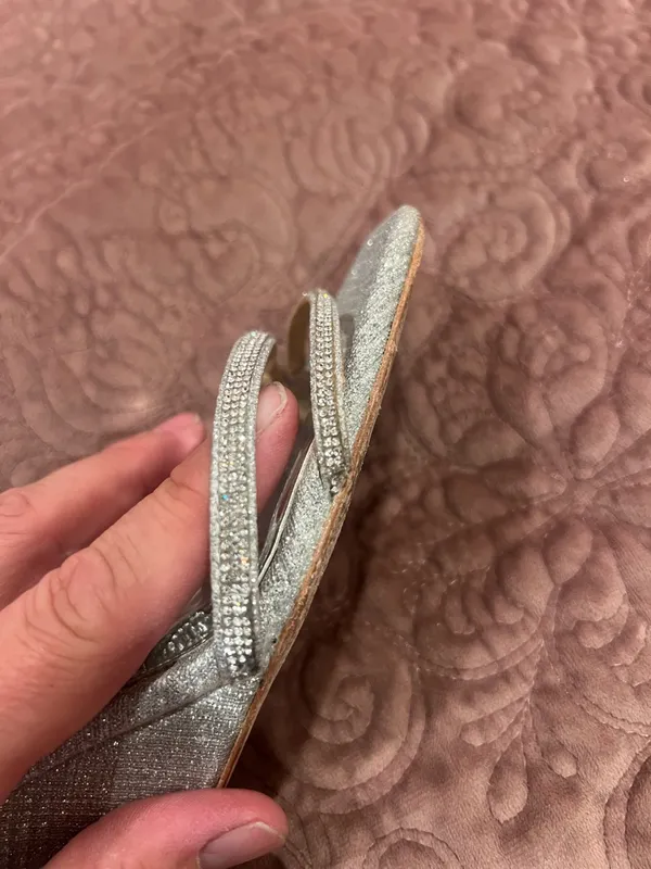 Badgley Mischka Silver Glitter Strappy Slingback Heels - Image 4