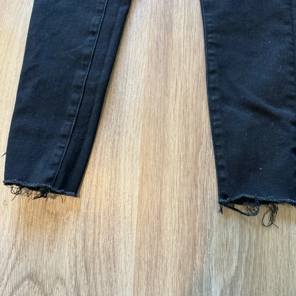 American Eagle Black Raw Hem Skinny Jeans - Image 3