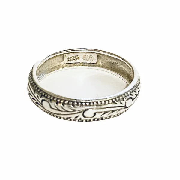 Genuine 925 Sterling Silver Ring Woman's Elegant Fine Ring Sz 7.5 - Image 2