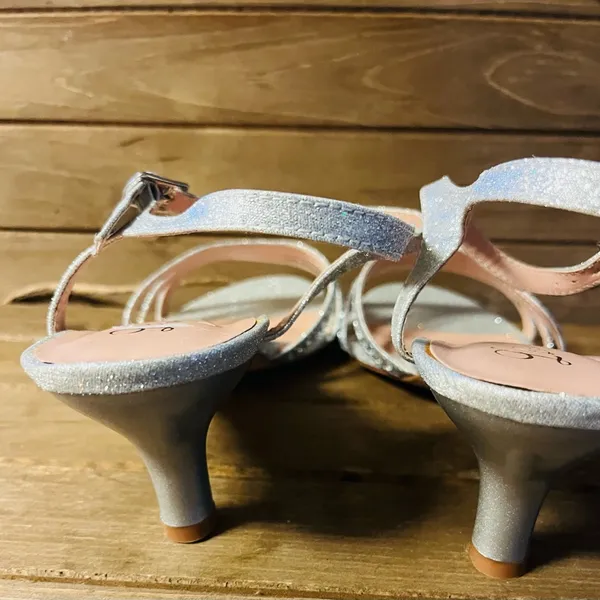 L Lorraine Berkly Silver Rhinestone Shoes Formal Prom Wedding kitten Heels Sz 9 - Image 6