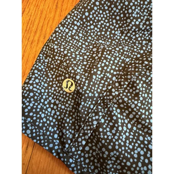 Lululemon Womens Running Athletic Shorts 10 - Image 4