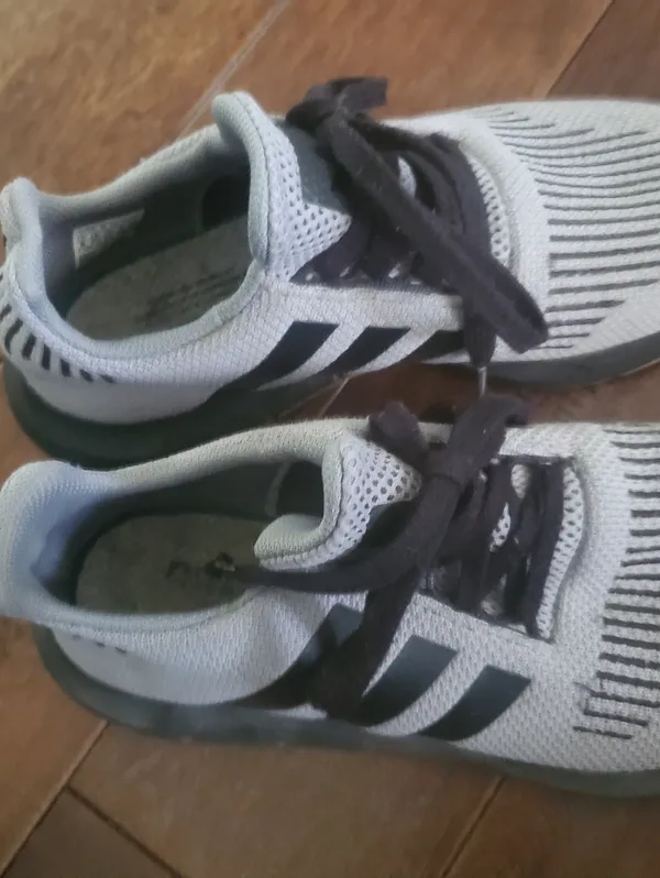 adidas Grey and Black Knit Running Sneakers Size 8 - Image 3