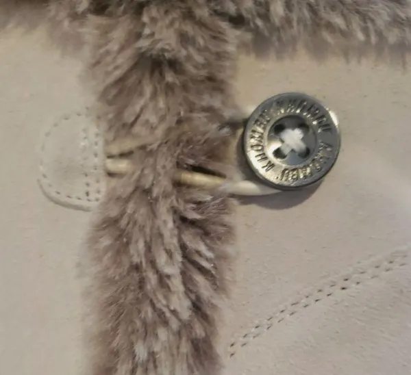 Khumbu faux fur lined leather boot( sticker still on. New ! - Image 7