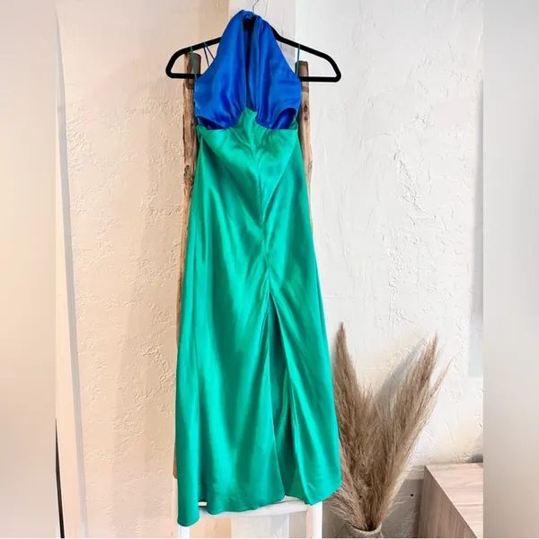 San Sloane Francesca‎ Midi Dress in Size Medium Green - Image 4