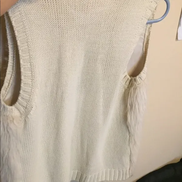 Eyeshadow fur vest - Image 4