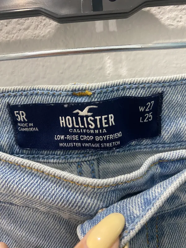 Hollister Low Rise Cropped Jeans Size 5/27 - Image 5