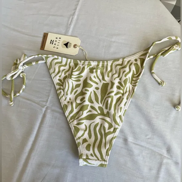 BILLABONG LA CALA HIKE BIKINI BOTTOM NWT💚🐚 medium coverage women’s Large - Image 4