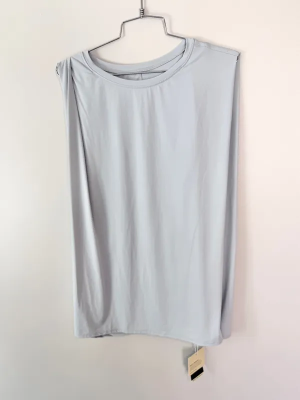 Halara Plus Size Round Neck Cool Touch Yoga Tank Top Frost Veil Grey 2X NWT - Image 3