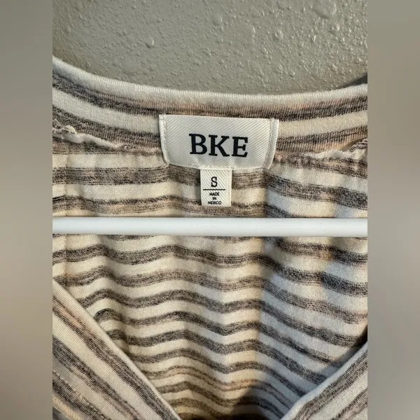 Buckle Striped Tank Top - Image 5