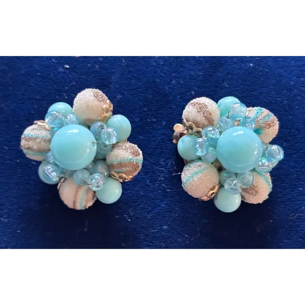 Vintage Earrings Hong Kong Aqua White Gold Sugared Beads Clip On MCM - Image 2