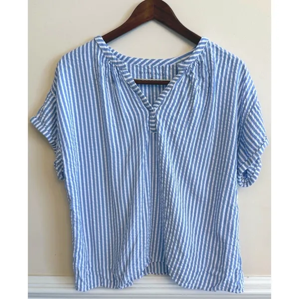Draper James Women's Seersucker Short Sleeve Top Size‎ Medium - Image 2