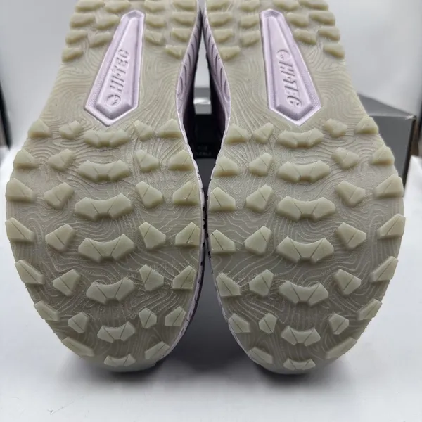 Hi-Tec Women Trail Shoe Size 8.5 Breathable Mesh Lining, Lace Up, Lilac, Purple - Image 12