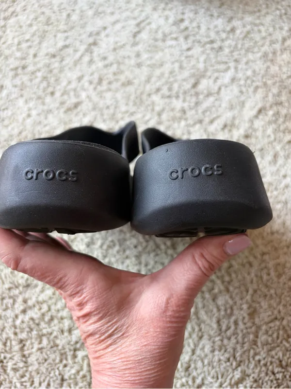 Crocs Getaway Platform Flip Flops Women’s 11 Black Chunky Y2K Sandals - Image 5