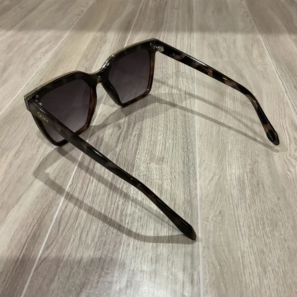 Quay Australia Level‎ Up Sunglasses Tortoise Gold Square Oversized Frame - Image 3
