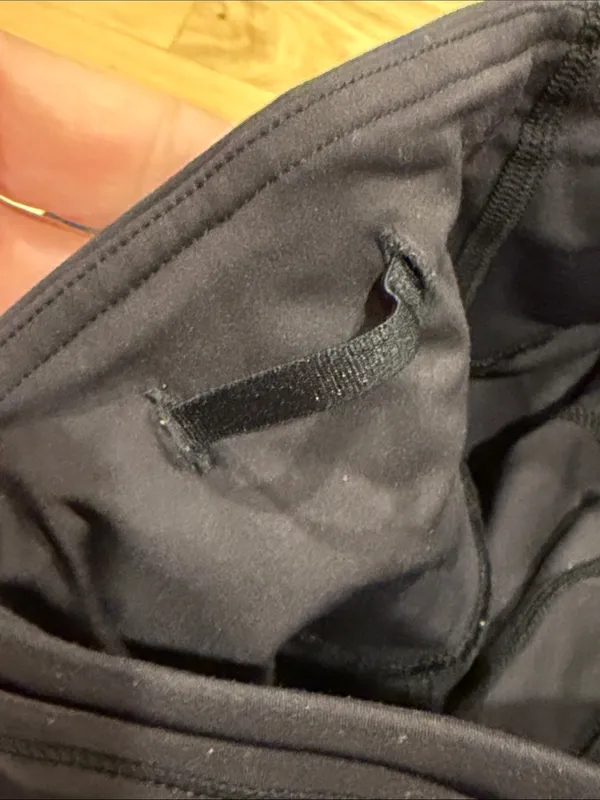 Lululemon Fast and Free High-Rise Tight‎ inseam 29 pockets 2 - Image 4