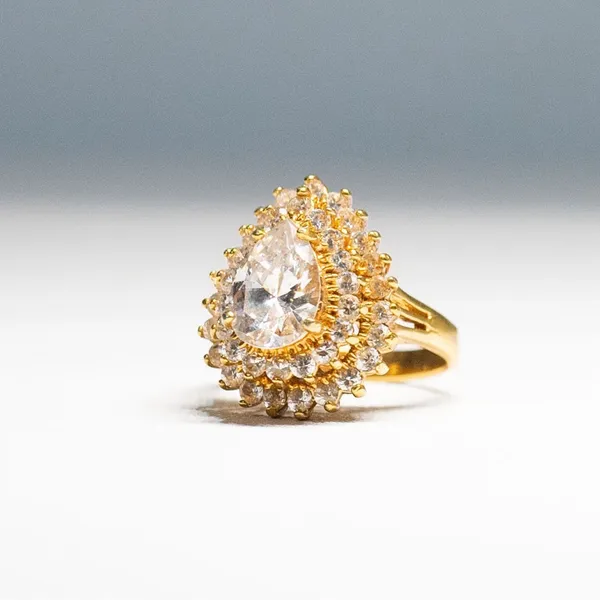 Vintage Lind Pear Cut Layered Cubic Zirconia Cocktail Ring: 14K HGE Gold, Size 6 - Image 4