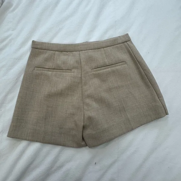 Aritzia Babaton Skirt - Image 3