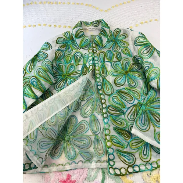 Laura Ashley Green Floral Embroidered Sheer Organza Button Down Shirt Large‎ - Image 3