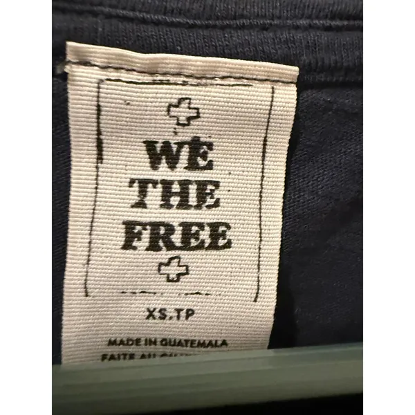 WE THE FREE Cropped T Shirt Navy Blue Boxy Fit XS TP - Image 2