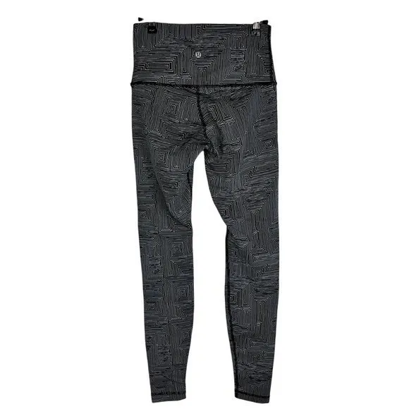 Lululemon Wunder Under Pant‎ (Hi-Rise) Maze Jacquard White Black W5AAYS Size 6 - Image 4