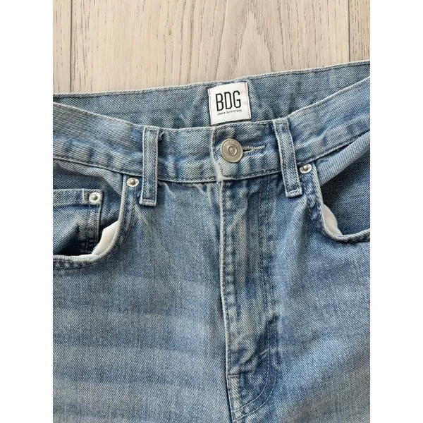 BDG Urban Outfitters Baggy Wide Leg Jeans Medium Wash Blue Denim 26W High Rise - Image 2