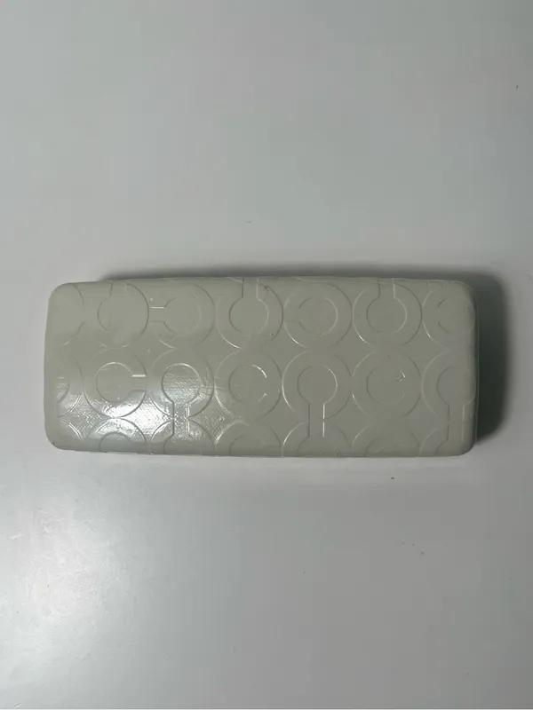 Coach Embossed Logo Large Hard Clamshell Sunglasses Eye Glasses Eyewear Case - Image 4