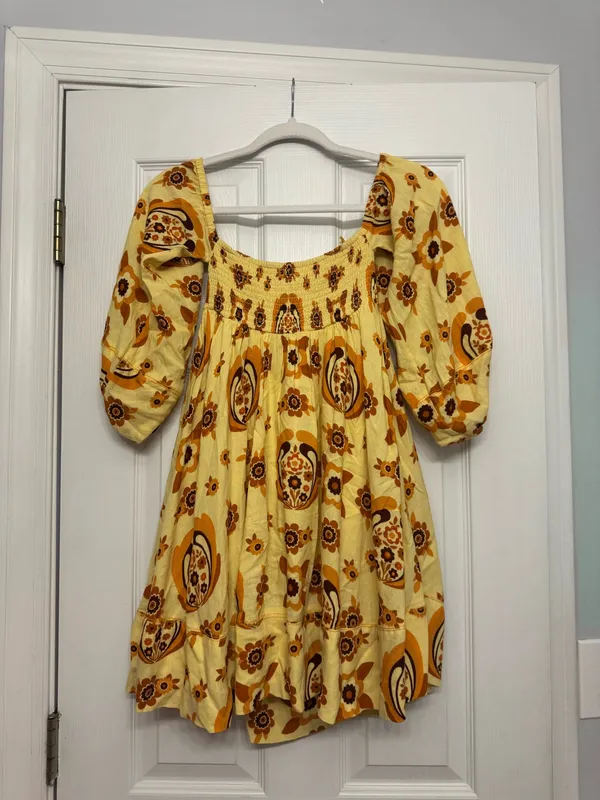 Urban Outfitters Yellow floral puff sleeve dress - Image 2