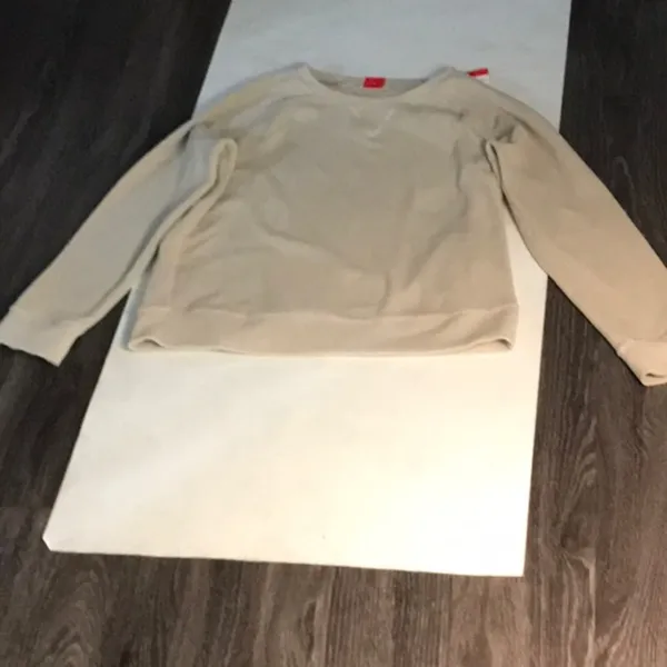 Marc New York Andrew Marc Crewneck Beige Sweater M Academia Cabincore Preppy NEW - Image 3