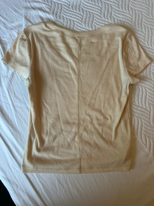 Pale yellow pac sun crop top - Image 2