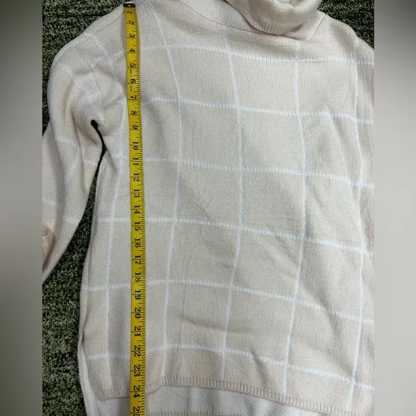 Ecowish Beige Grid Paneled turtleneck sweater - Image 3