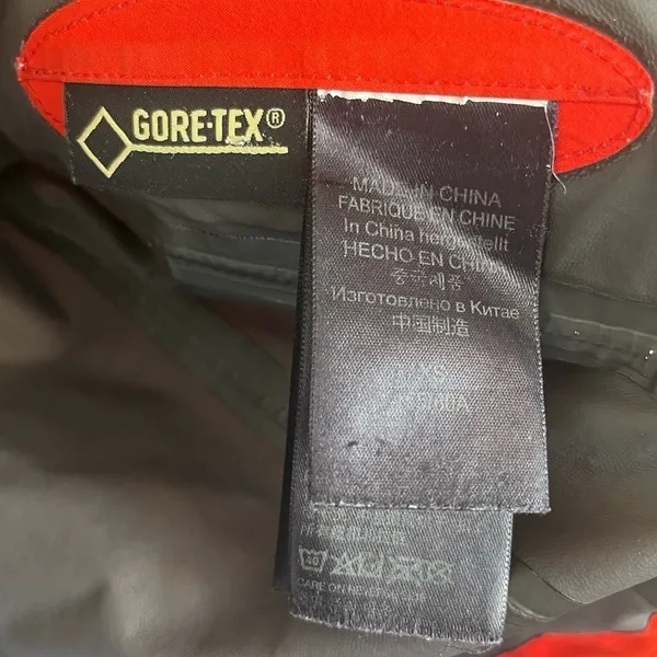 Red Orange Women's Marmot Minimalist Jacket Size XS - Image 11