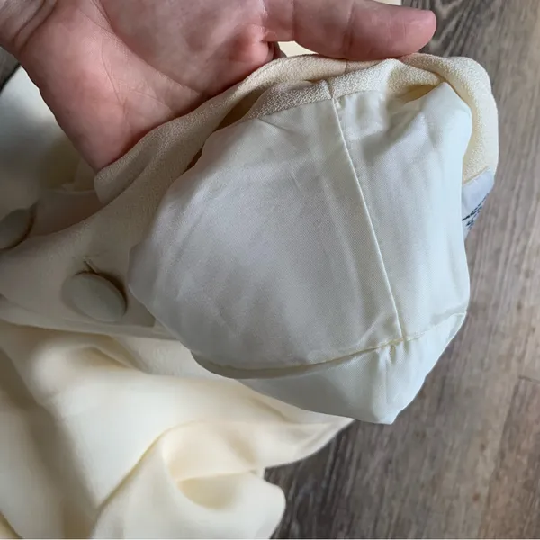 Vintage Nicole Miller New York City Elegant Cream Women's Jacket 4 - Image 6