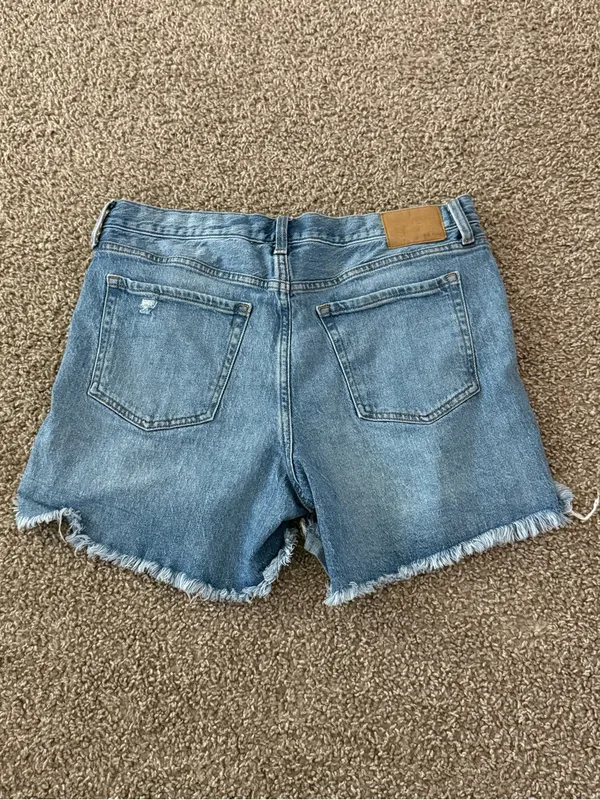 Aeropostale Mom Shorts 12 High Rise Distressed Denim Raw Hem Y2K - Image 7