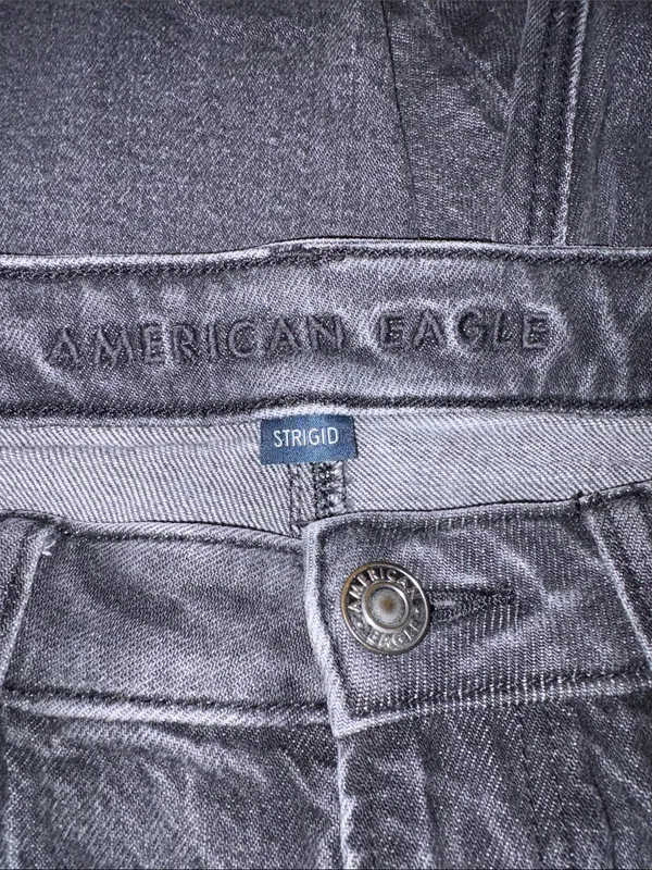 American Eagle Mom Jeans, Size 4 X-Short - Image 4