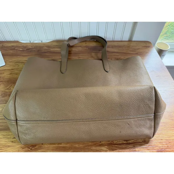 Cuyana Classic Structured Leather Tote Bag Cappuccino Tan OS - Image 13