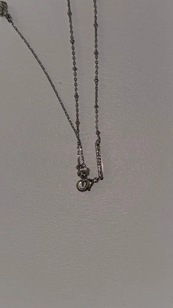 Kendra Scott Necklace - Image 4