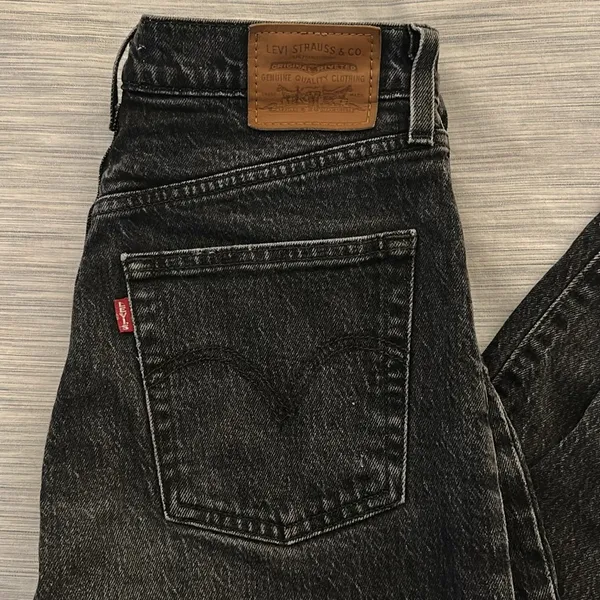 Levi’s Ribcage Straight Ankle Sz 27 - Image 4