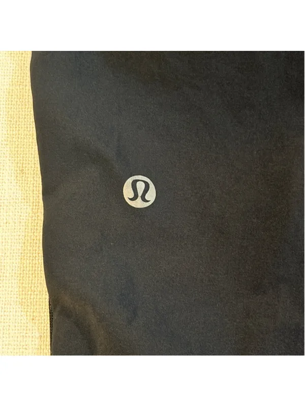 lululemon Tearaway Pant Women’s Size 8 Black Side Snap 25” Inseam - Image 8