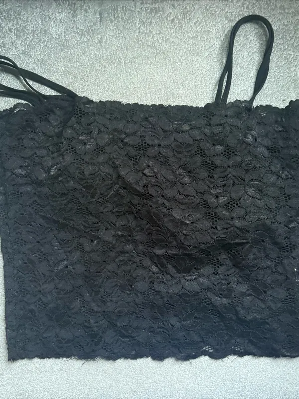 Boutique Black Lace Spaghetti Strap Camisole short top - Image 2