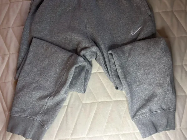 Nike Sweatpants Gray - Image 2