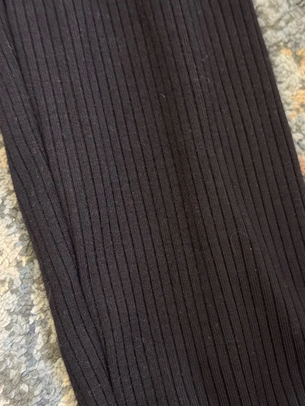 Wilfred Aritzia Ribbed Cropped Mock Neck Long Sleeve - Image 4