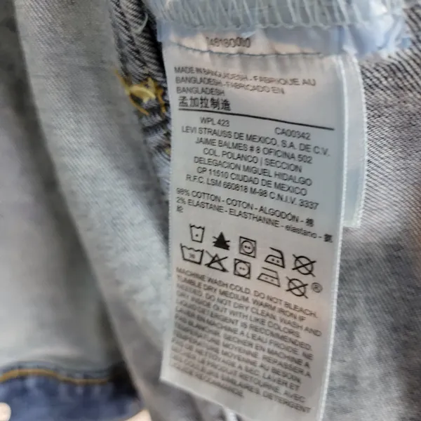 Levi's Denizen Womens Jacket Medium Blue Denim Buttoned Chest Pocket Collared‎ - Image 6