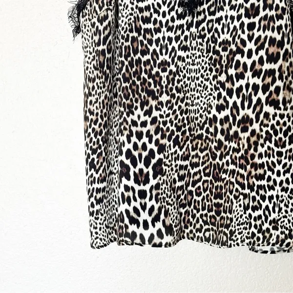 Lavender Brown Womens Lace Trim Tank Top Animal‎ Print Cami V Neck Size M - Image 4