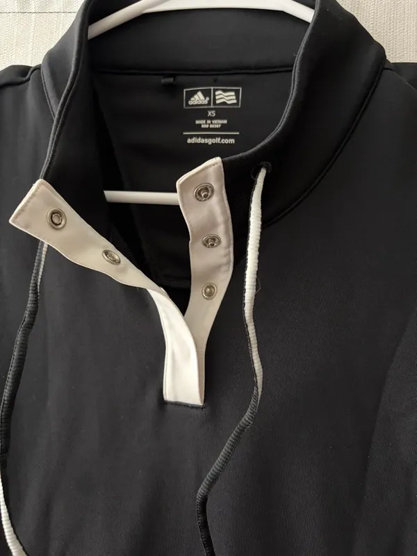 Adidas Golf Black Pullover Hoodie women’s size XS Athletic Top(A504) - Image 5