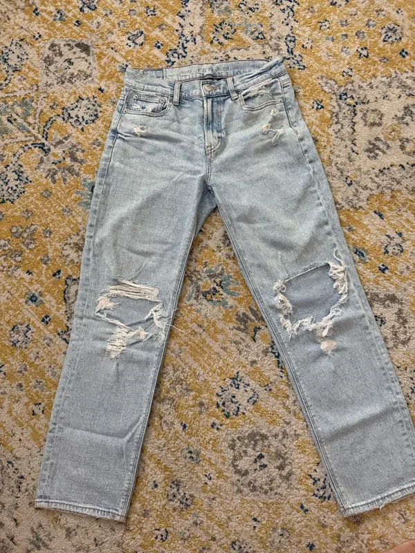American Eagle Distressed Jeans - Image 2