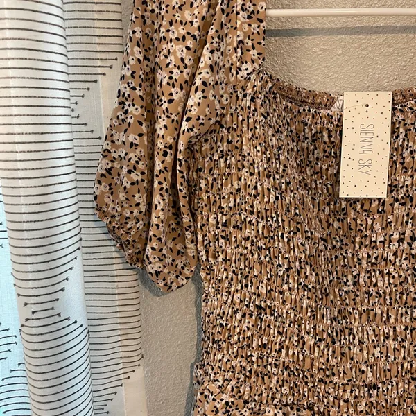 Sienna Sky Floral blouse - Image 2