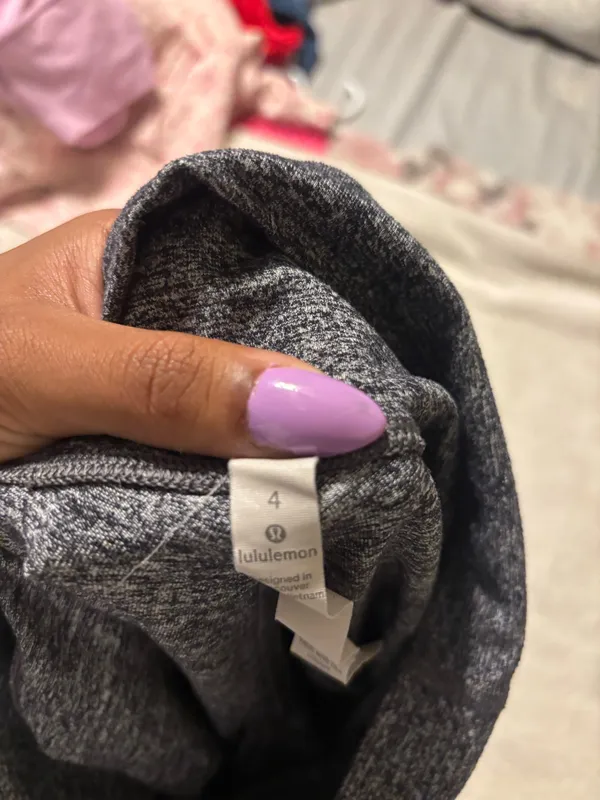 Lululemon Leggings Align 28" - Image 4