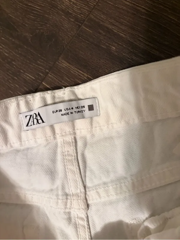 Zara White High-Rise Wide Leg Jeans - Image 2