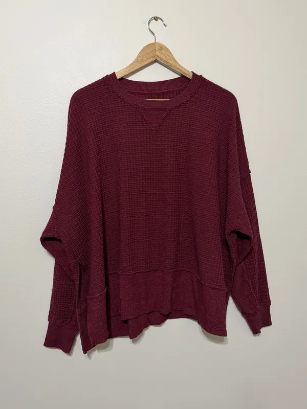 AE This Feels Lived In Hug Waffle Crew Neck Sweatshirt Burgundy Size XS Oversize - Image 2