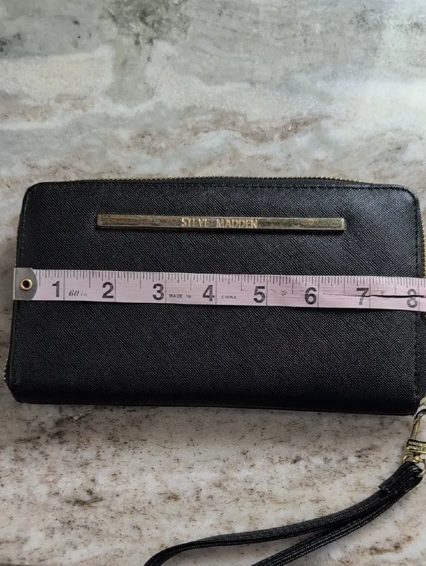 Steve Madden Black Wristlet Wallet - Image 9